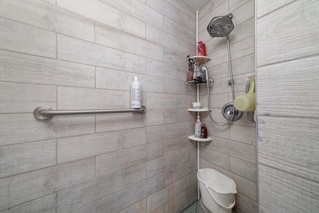 8325 S Dante Ave, Chicago, IL 60619 - full bathroom with tiled shower