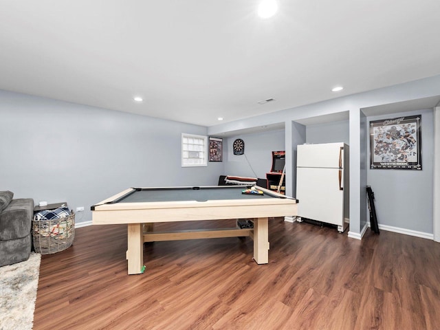 game room featuring dark wood-style floors, visible vents, baseboards, recessed lighting, and pool table