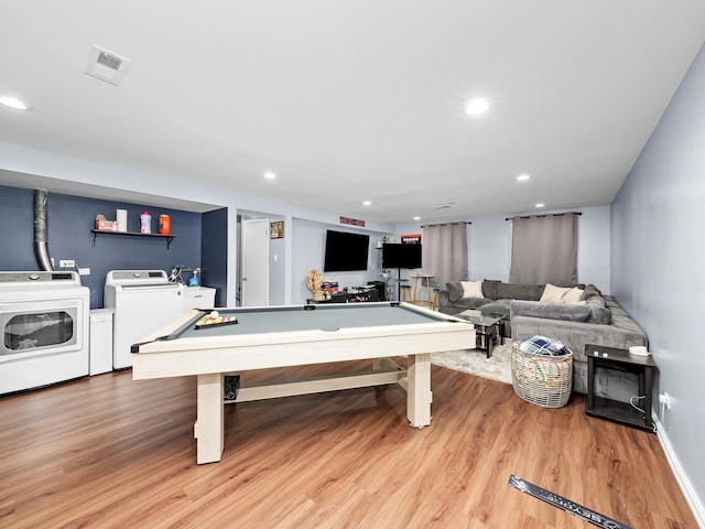 playroom with visible vents, recessed lighting, pool table, light wood-style floors, and washer and clothes dryer