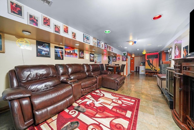 1418 N Mayfield Ave, Chicago, IL 60651 - living area featuring stone finish floors and recessed lighting