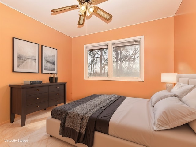 bedroom with a ceiling fan