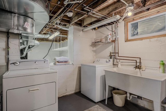421 Dodson St, Geneva, IL 60134 - laundry room with washing machine and dryer