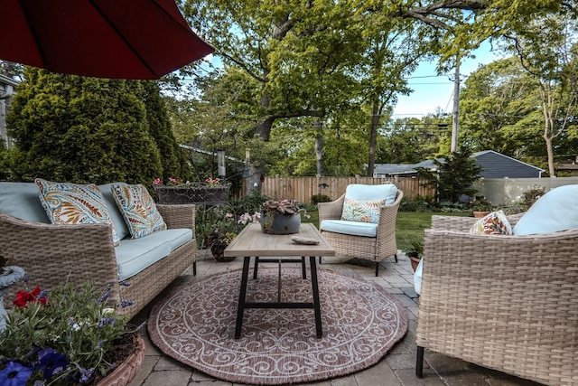 421 Dodson St, Geneva, IL 60134 - fenced backyard with an outdoor living space and a patio
