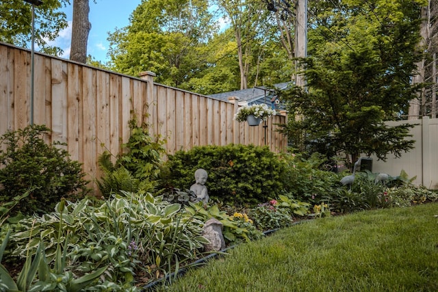 421 Dodson St, Geneva, IL 60134 - view of fenced backyard