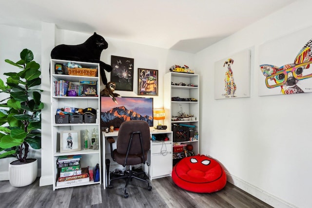 611 Mccarthy Rd, Lemont, IL 60439 - home office with wood finished floors and baseboards