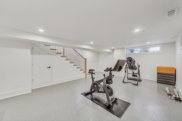 workout area featuring recessed lighting, visible vents, and baseboards