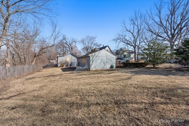 view of yard featuring fence