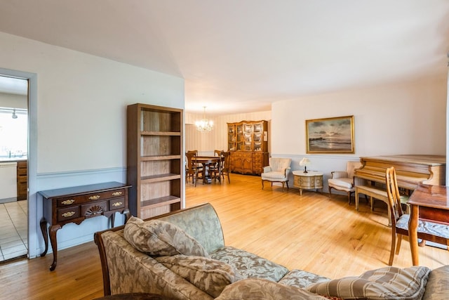 604 E Camp Mcdonald Rd, Prospect Heights, IL 60070 - photo 3