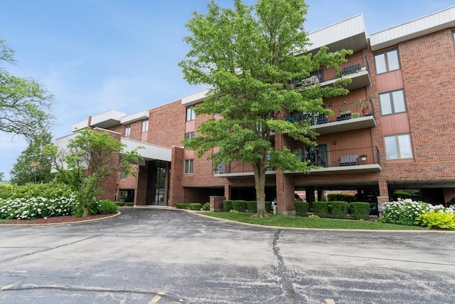 6565 Main St Unit 204, Downers Grove, IL 60516 - photo 1