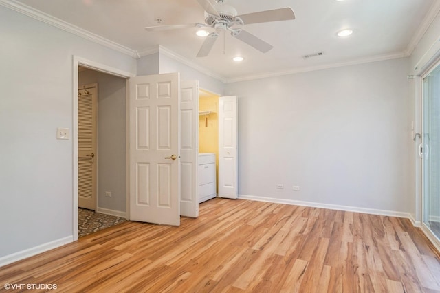 unfurnished bedroom featuring baseboards, a ceiling fan, crown molding, and light wood finished floors
