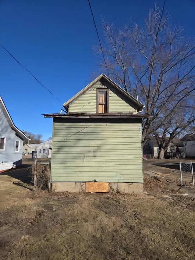 view of side of home