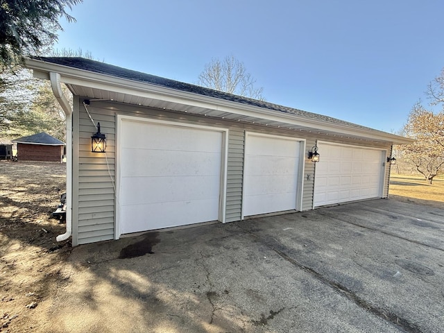 view of detached garage