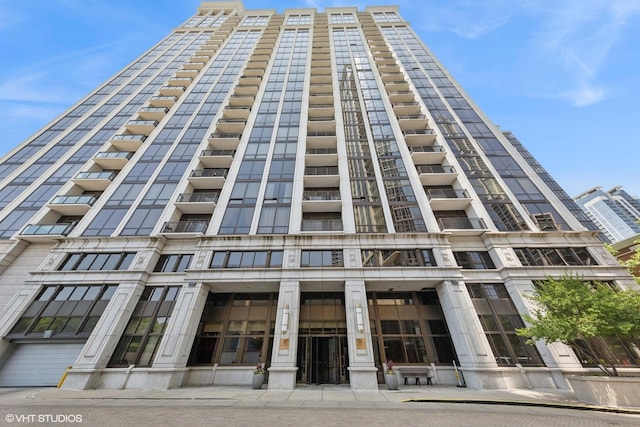 233 E 13th St Unit 2210, Chicago, IL 60605 - view of apartment building / complex