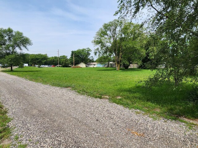 2242 Brentwood Ave, Montgomery, IL 60538 - photo 6