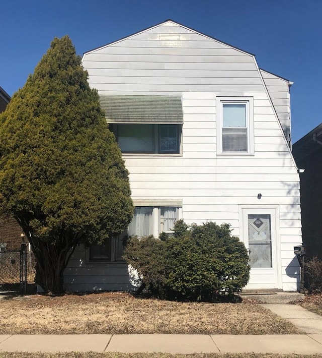 view of front of home