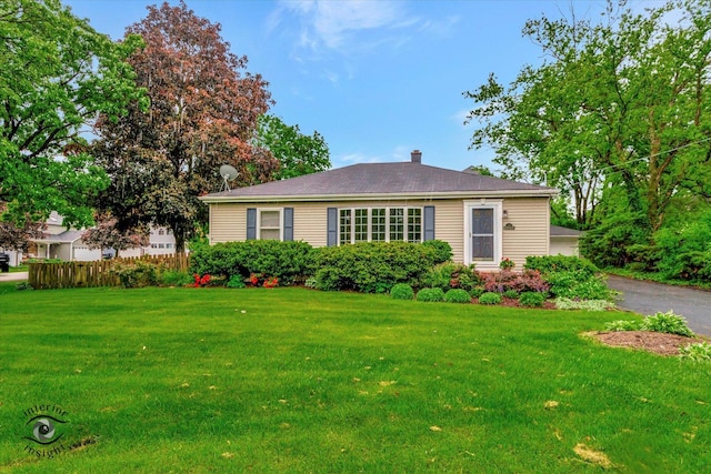 27W213 Manchester Rd, Winfield, IL 60190 - ranch-style house with a front yard