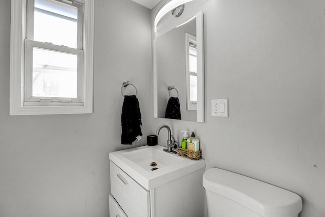11551 S Justine St, Chicago, IL 60643 - half bathroom with vanity and toilet