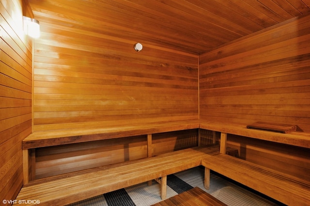 view of sauna / steam room