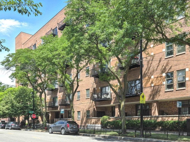 1000 E 53rd St Unit 112, Chicago, IL 60615 - view of apartment building / complex