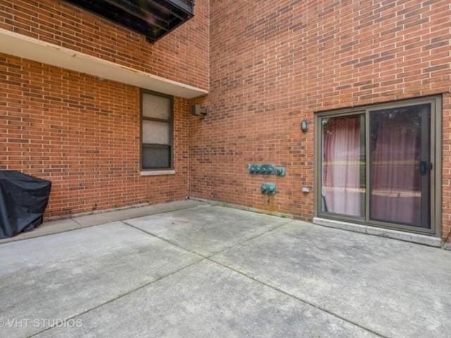 1000 E 53rd St Unit 112, Chicago, IL 60615 - view of patio