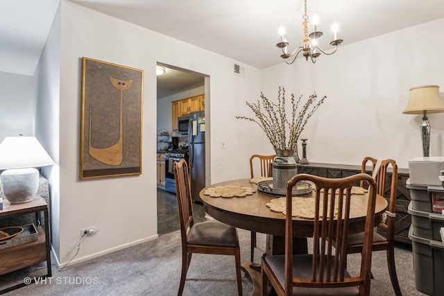 dining space featuring an inviting chandelier, carpet flooring, baseboards, and visible vents