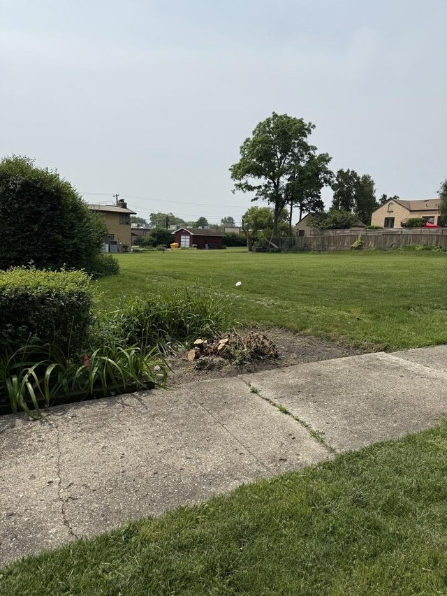 659 E Maple Ave, Mundelein, IL 60060