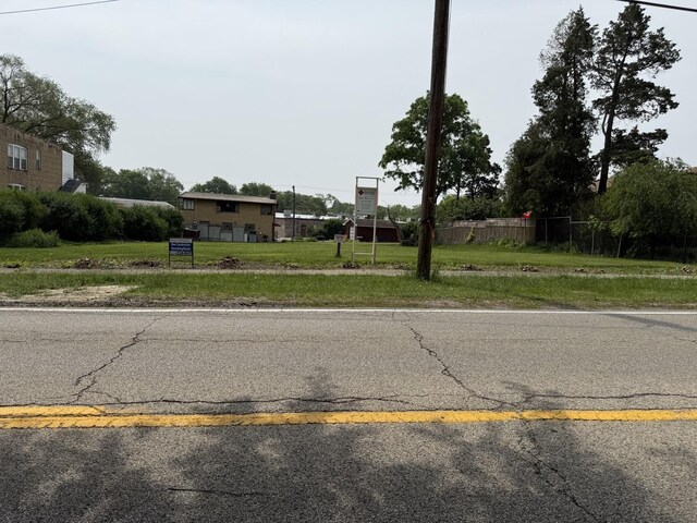 659 E Maple Ave, Mundelein, IL 60060