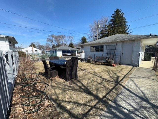 view of yard featuring fence