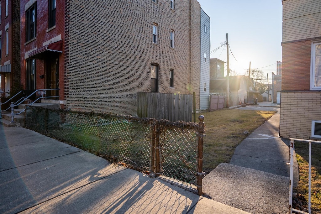 3246 S Wells St, Chicago, IL 60616