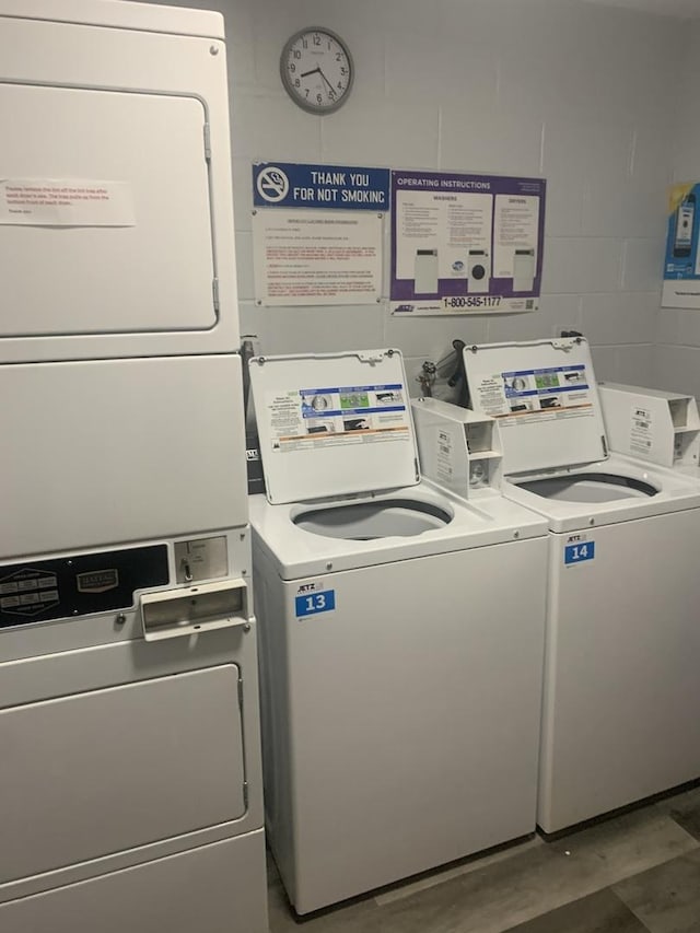 200 Park Ave Unit 531, Calumet City, IL 60409 - community laundry featuring estacked washer and dryer and washer and dryer