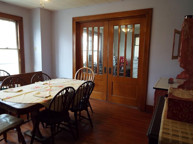 410 S Franklin Ave, Polo, IL 61064 - dining room featuring ornamental molding and wood finished floors