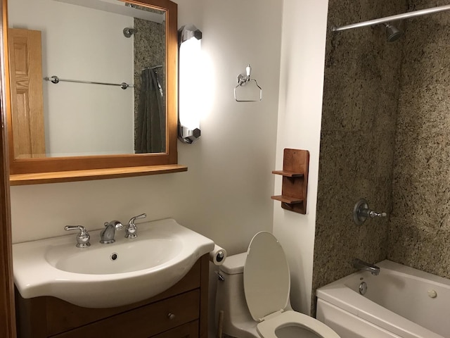 195 N Harbor Dr Unit 207, Chicago, IL 60601 - bathroom with toilet, shower / bathtub combination with curtain, and vanity