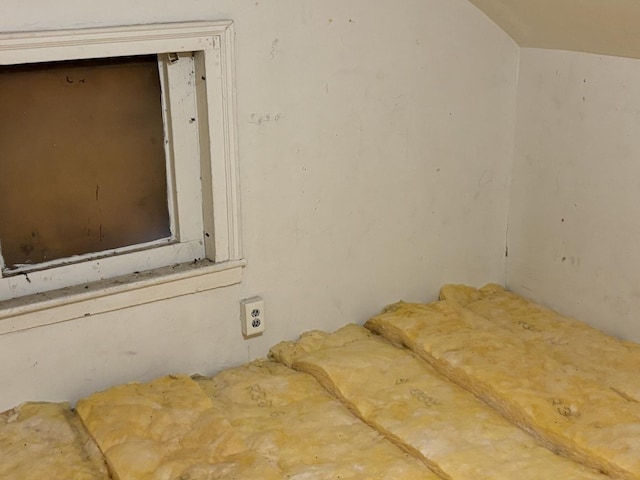 608 E Washington St, Joliet, IL 60433 - view of unfurnished bedroom