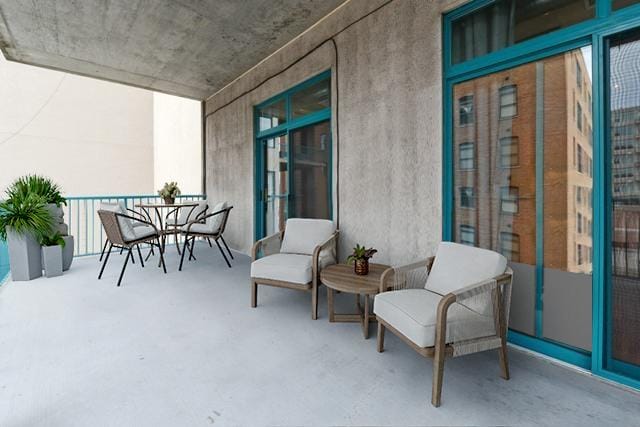 910 W Madison St Unit 501, Chicago, IL 60607 - view of porch