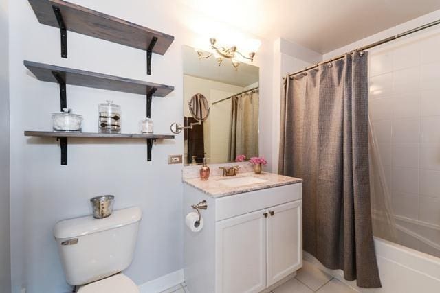 910 W Madison St Unit 501, Chicago, IL 60607 - full bathroom with vanity, shower / bath combination with curtain, and tile patterned flooring