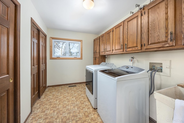 4 Auburn Ln, Barrington Hills, IL 60010 - laundry room featuring cabinet space, independent washer and dryer, and light floors