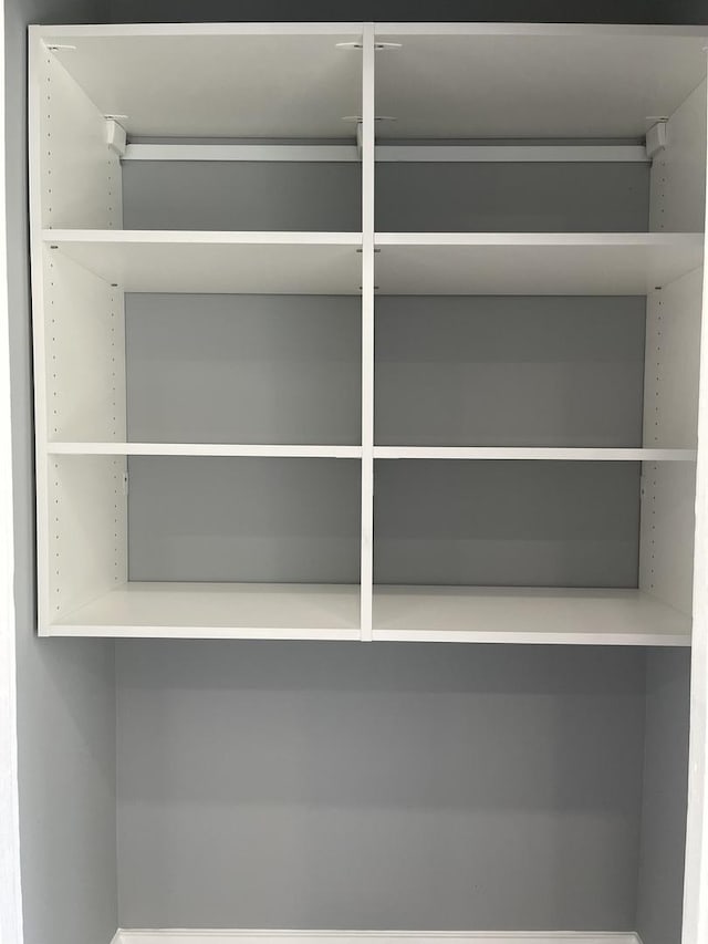1812 W Erie St, Chicago, IL 60622 - view of closet