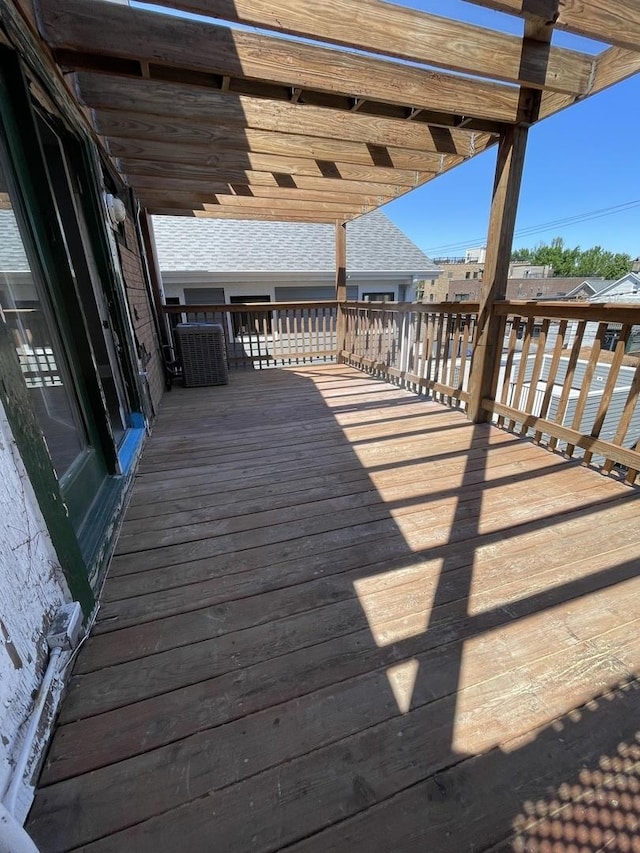 1812 W Erie St, Chicago, IL 60622 - wooden deck with central AC
