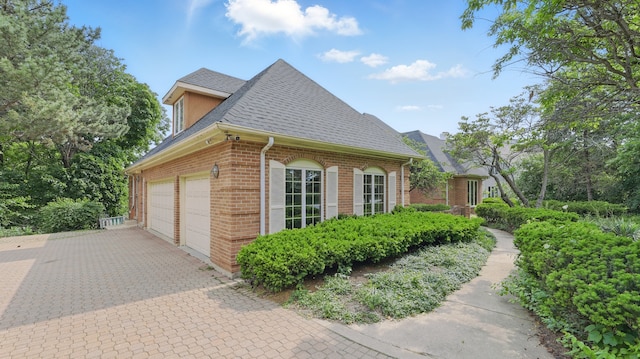 812 Saint Stephens Grn, Oak Brook, IL 60523 - photo 2