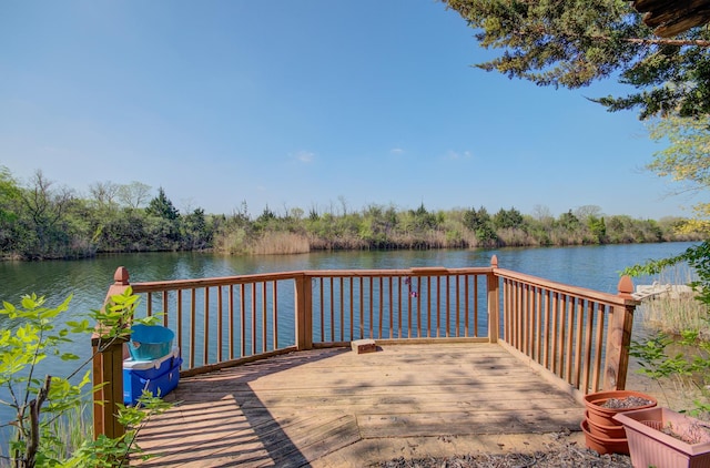 64 Big Musky Circle Ln, Wilmington, IL 60481 - dock featuring a deck with water view