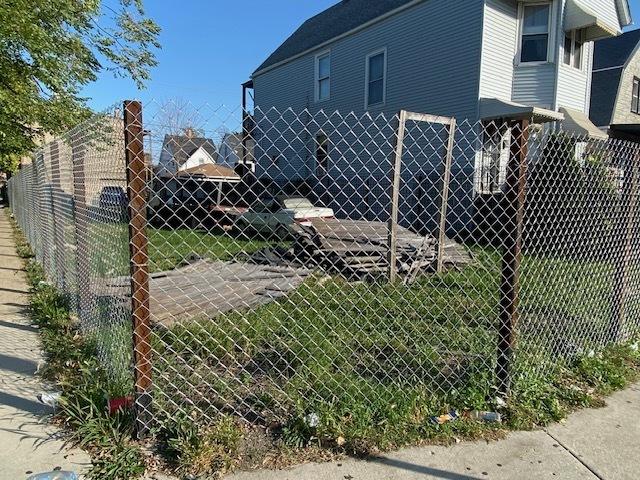1655 N Cicero Ave, Chicago, IL 60639