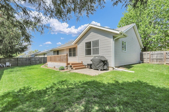 2203 E Pennsylvania Ave, Urbana, IL 61802 - back of property featuring a wooden deck