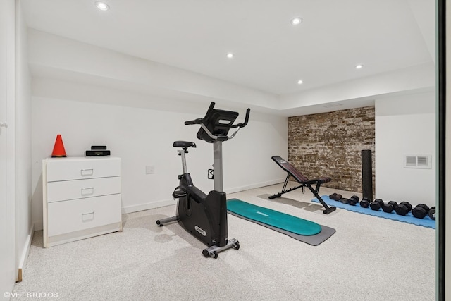 1825 W Wabansia Ave, Chicago, IL 60622 - workout room with recessed lighting and baseboards