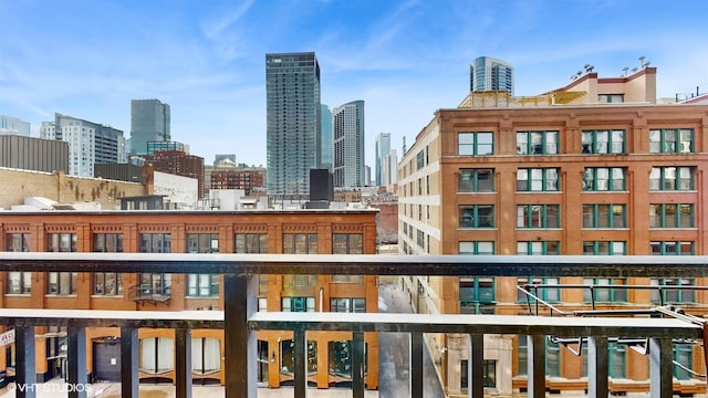 400 W Ontario St Unit 606, Chicago, IL 60654 - city view