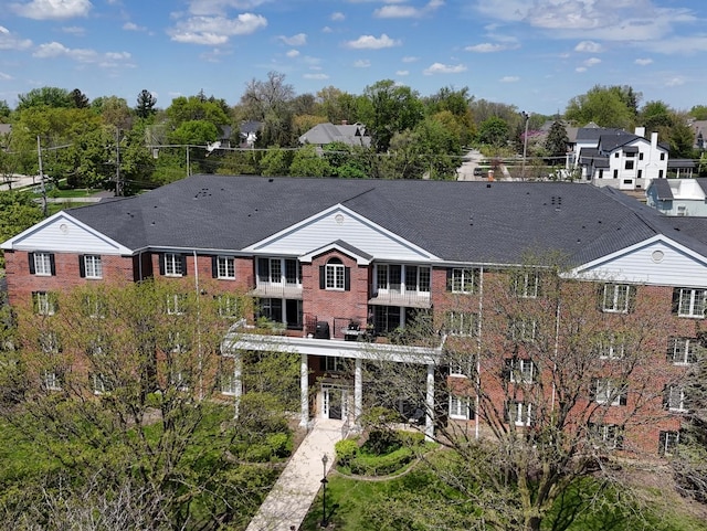 326 Park Ave Unit 38, Clarendon Hills, IL 60514 - back of house featuring brick siding