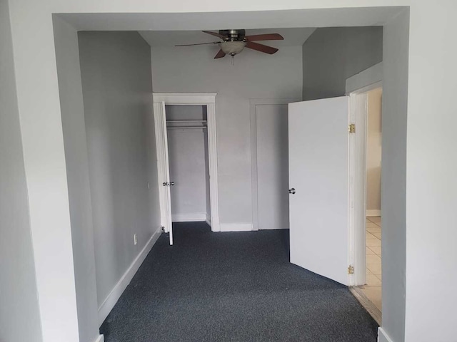 6506 S Eberhart Ave, Chicago, IL 60637 - corridor featuring lofted ceiling and carpet flooring