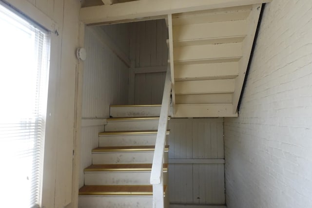 3801 W 46th St, Chicago, IL 60632 - view of stairway