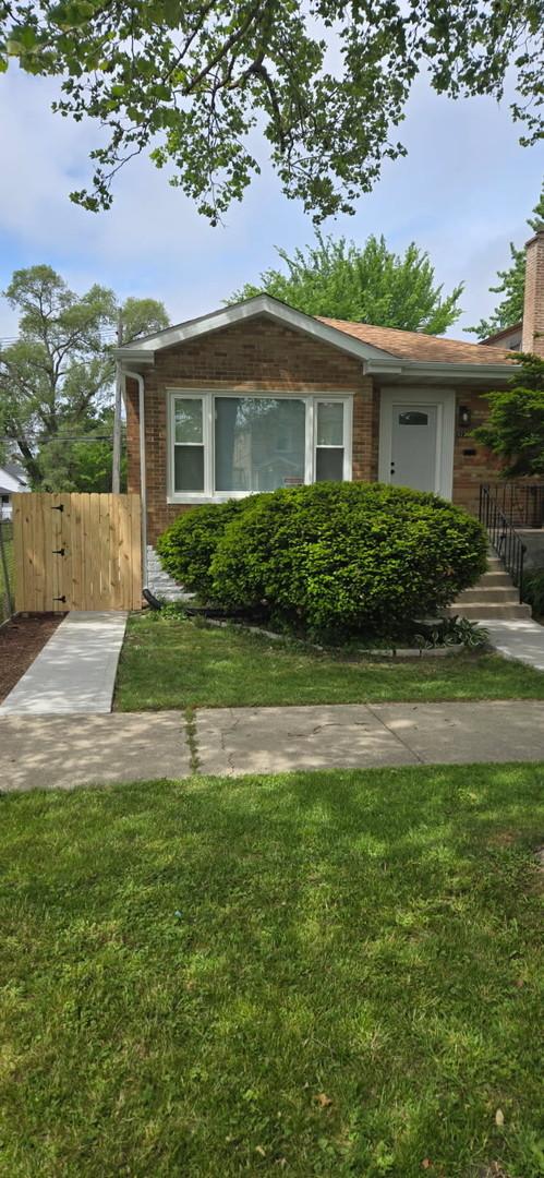 9230 S Greenwood Ave, Chicago, IL 60619 - photo 3
