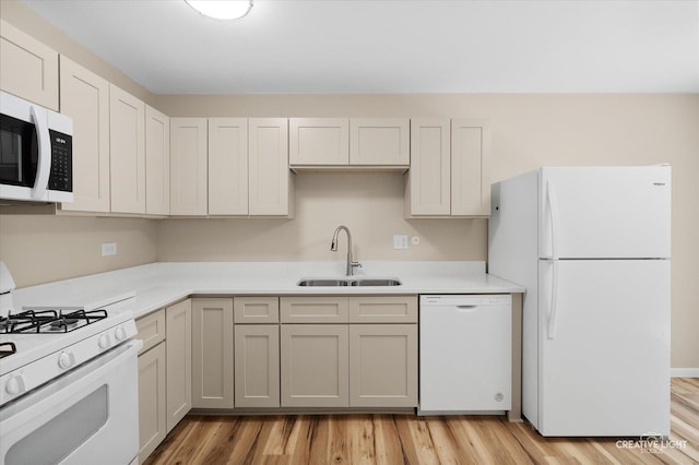 64 Wildwood Trl, Cary, IL 60013 - photo 9