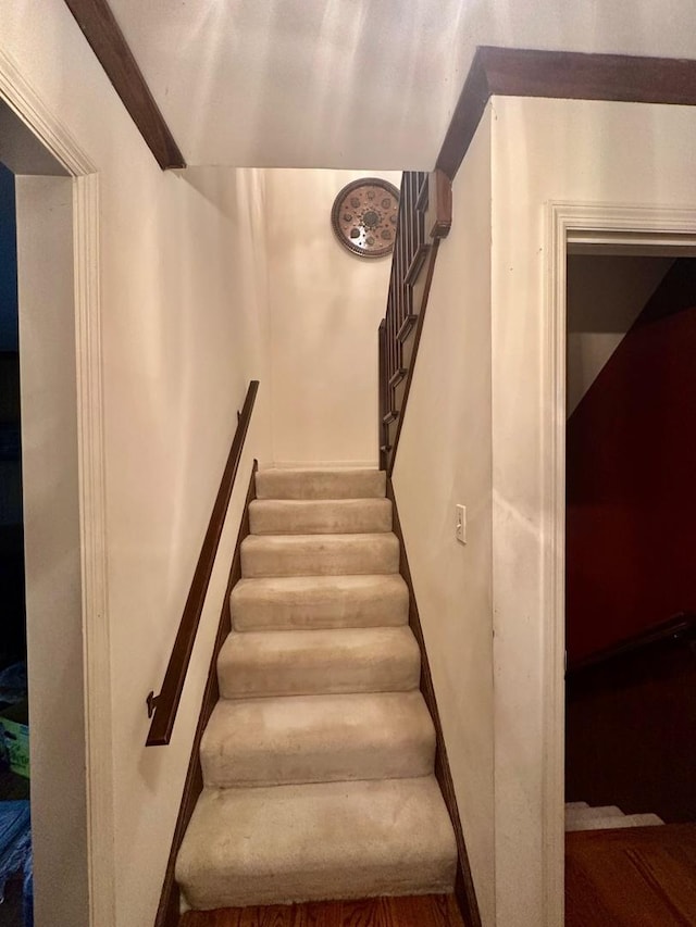 1927 Mission Hills Ln, Northbrook, IL 60062 - view of stairway